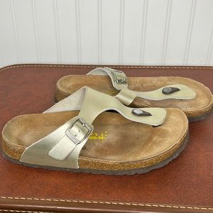 - California Footwear T Bar Sandals Size 6.5/7